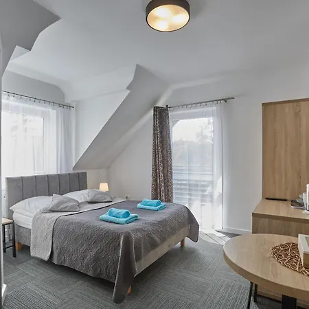Konik Morski 3*